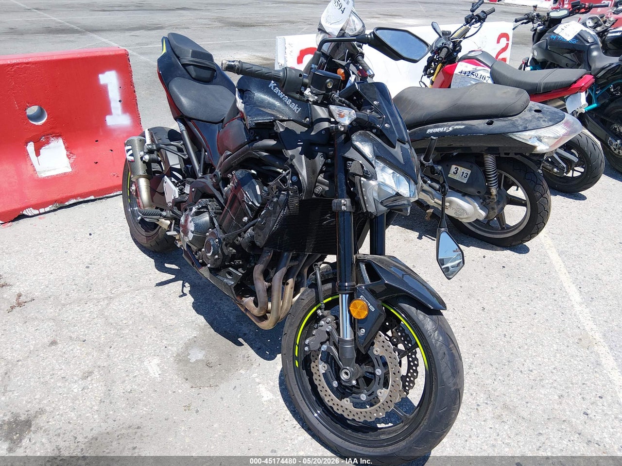 ML5ZRDF19RD****** · 2024 KAWASAKI ZR900 F