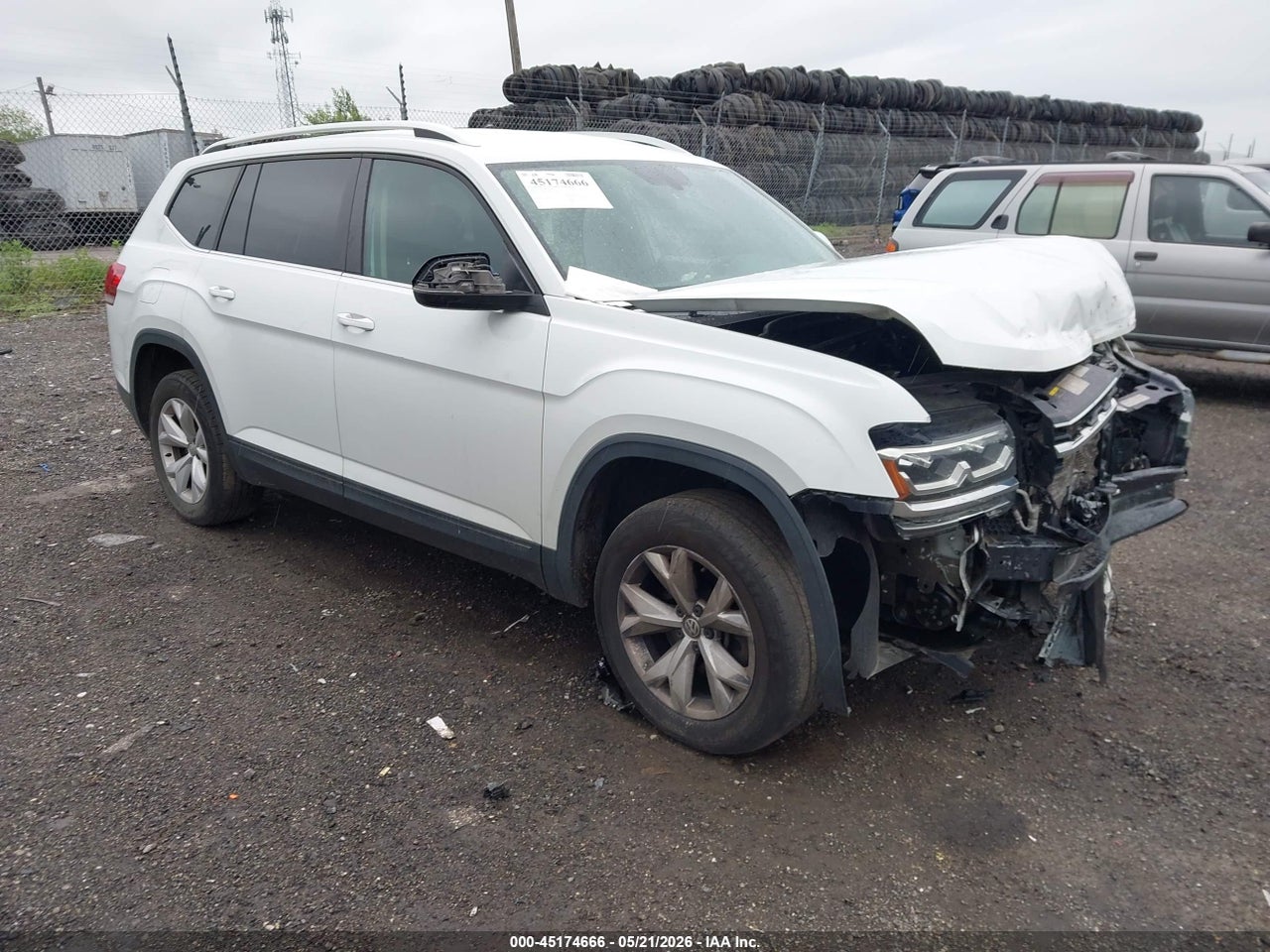 1V2LR2CA3KC****** · 2019 VOLKSWAGEN ATLAS 3.6L V6 SE