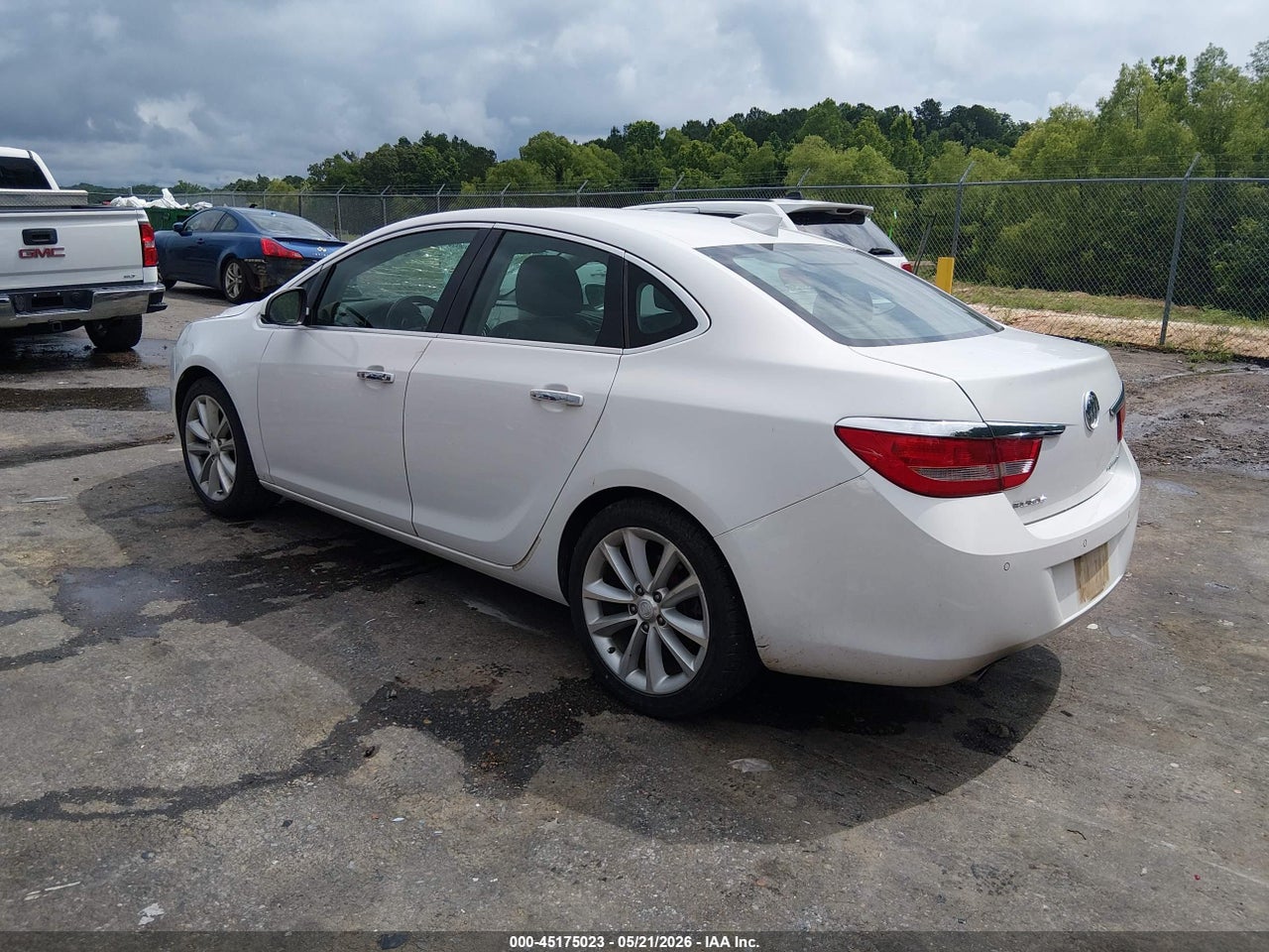 2015 BUICK VERANO LEATHER GROUP · 3/11