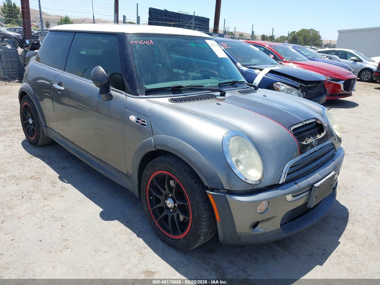 WMWRE33482T****** · 2002 MINI COOPER S