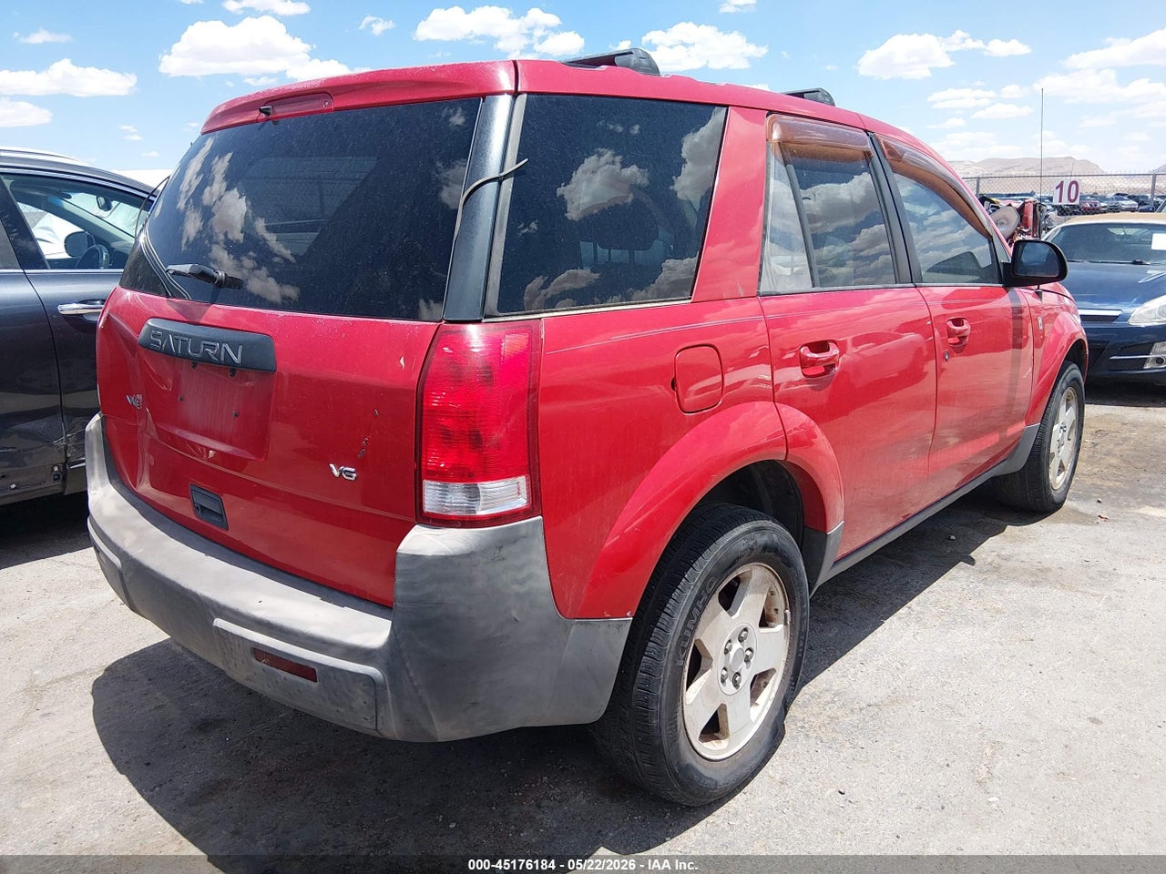 2004 SATURN VUE V6 · 4/11