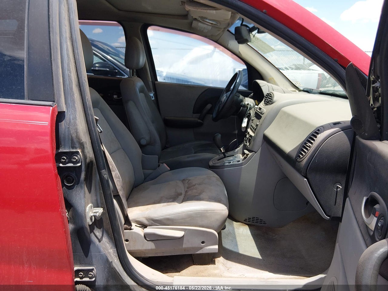 2004 SATURN VUE V6 · 5/11