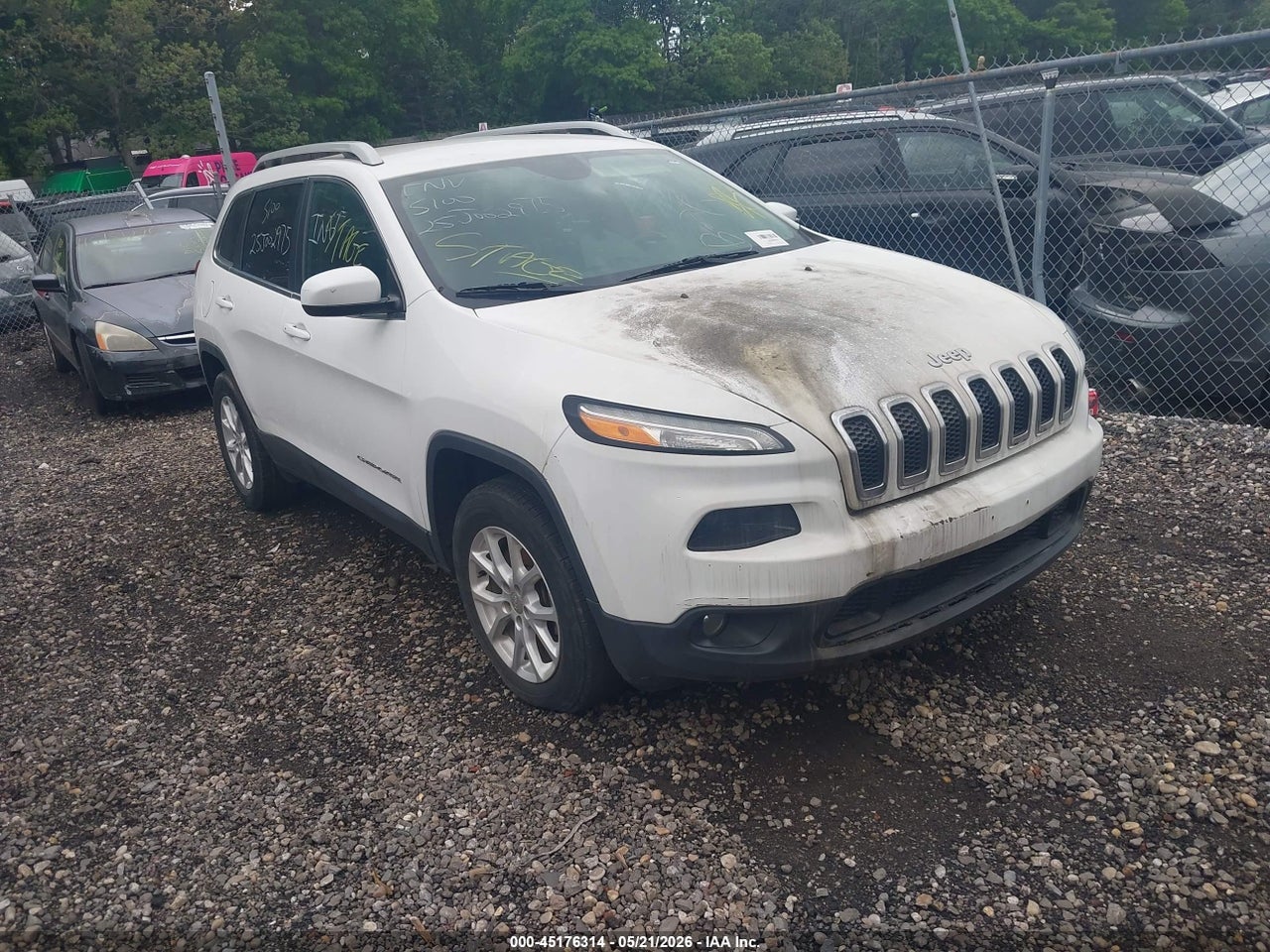 1C4PJMLB7JD****** · 2018 JEEP CHEROKEE LATITUDE PLUS 4X4