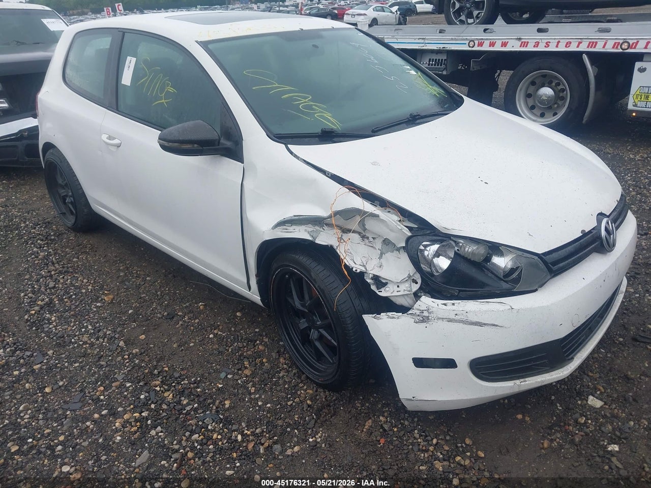 WVWBB7AJ4DW****** · 2013 VOLKSWAGEN GOLF 2.5L 2-DOOR
