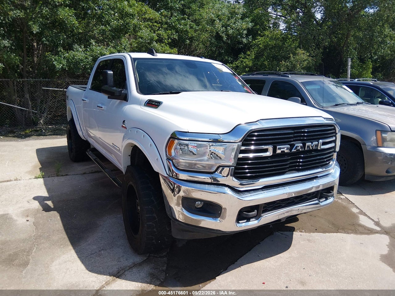 3C6UR5DL7KG****** · 2019 RAM 2500 BIG HORN  4X4 6'4 BOX