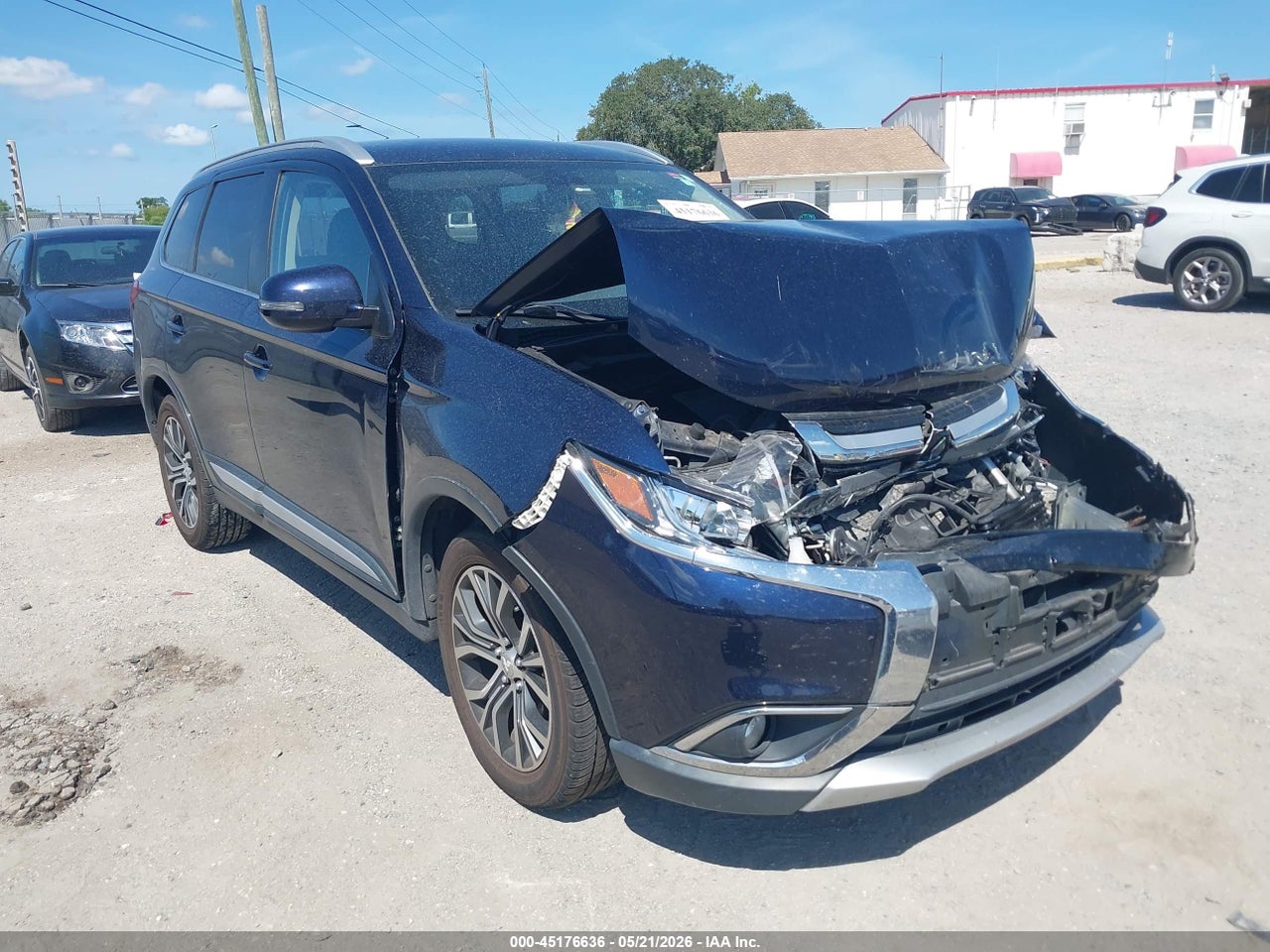 JA4AD3A33HZ****** · 2017 MITSUBISHI OUTLANDER SE/SEL