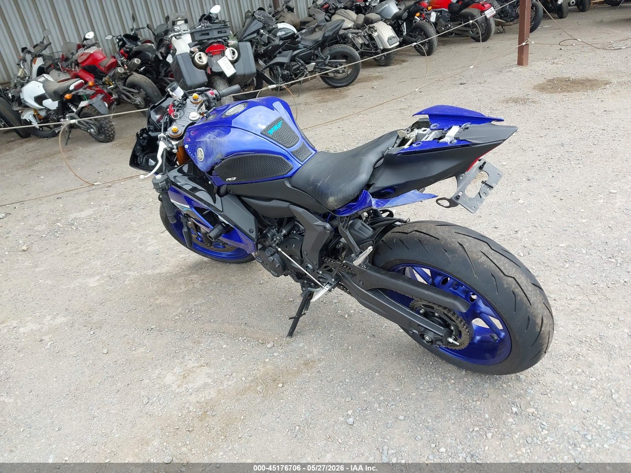 2025 YAMAHA YZFR7 · 3/11