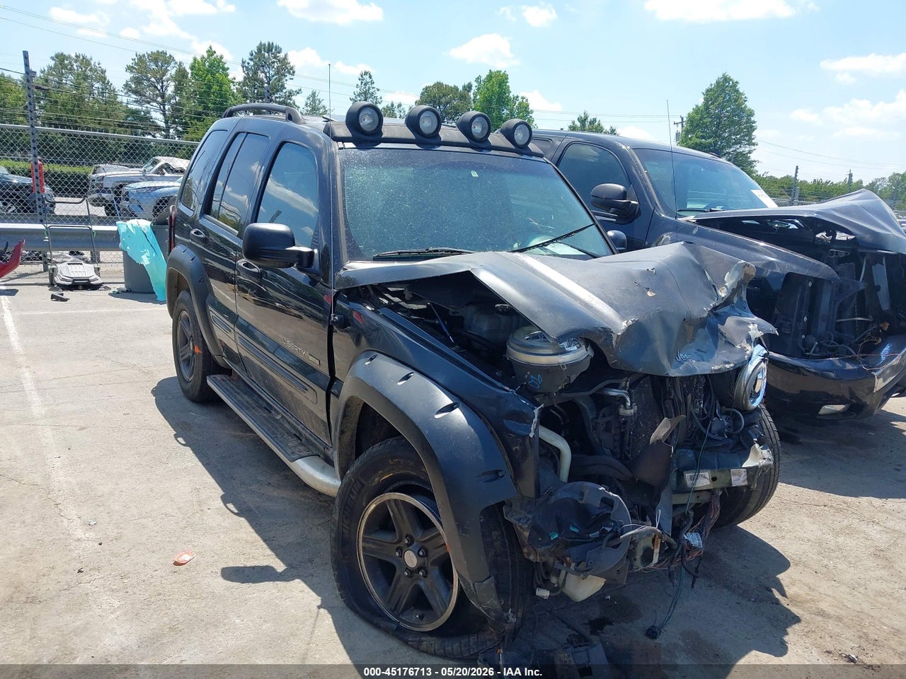 1J4GL38K03W****** · 2003 JEEP LIBERTY RENEGADE