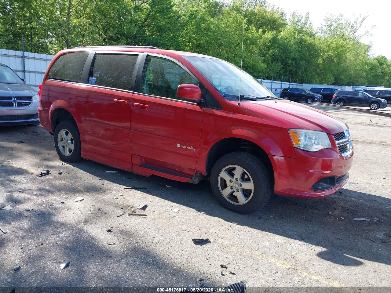 2C4RDGCG6CR****** · 2012 DODGE GRAND CARAVAN SXT