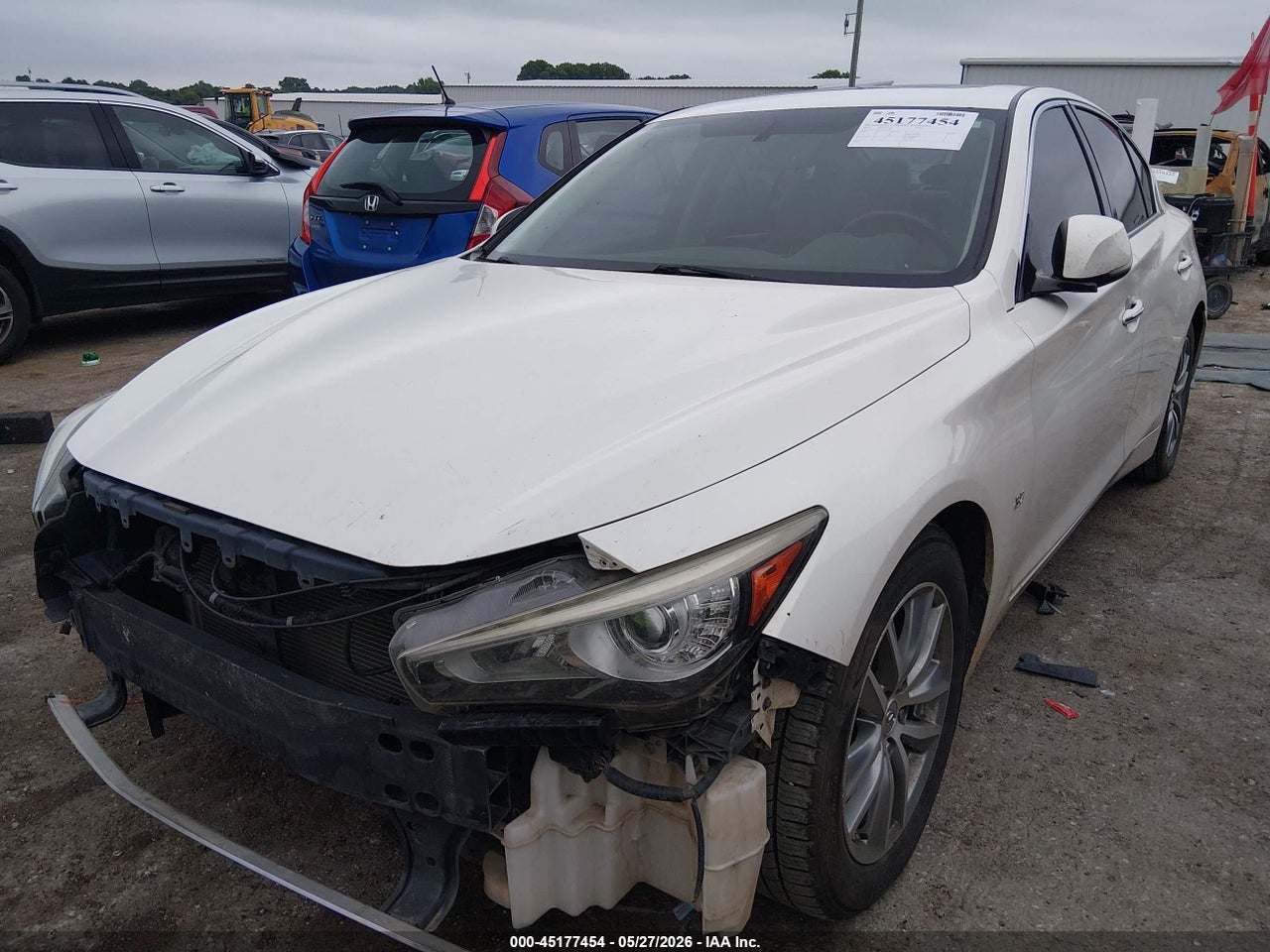 2015 INFINITI Q50 PREMIUM · 2/11