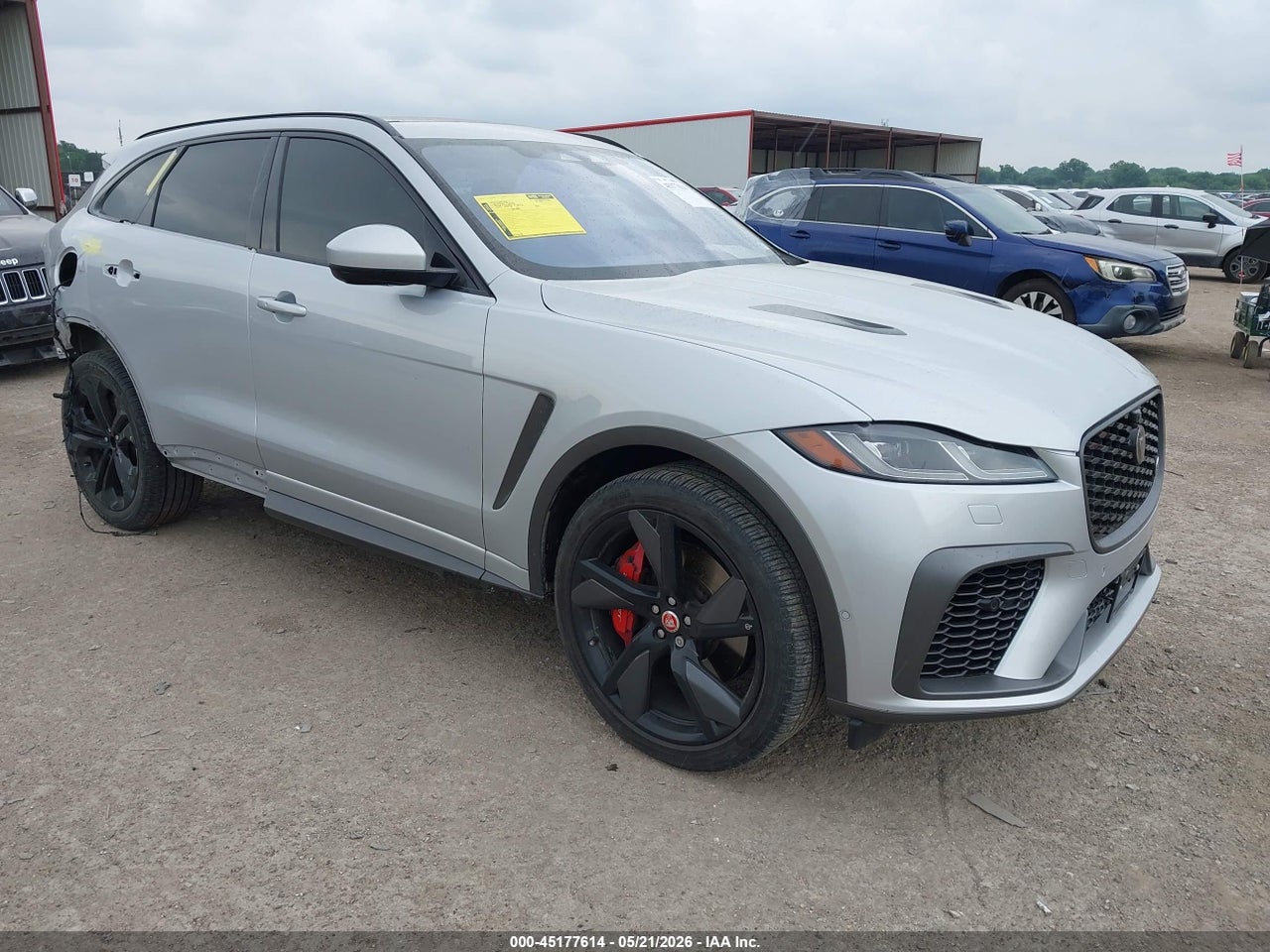 SADCZ2EE7MA****** · 2021 JAGUAR F-PACE SVR P550 AWD AUTOMATIC