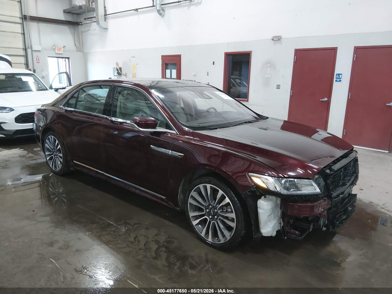 1LN6L9RP8K5****** · 2019 LINCOLN CONTINENTAL RESERVE