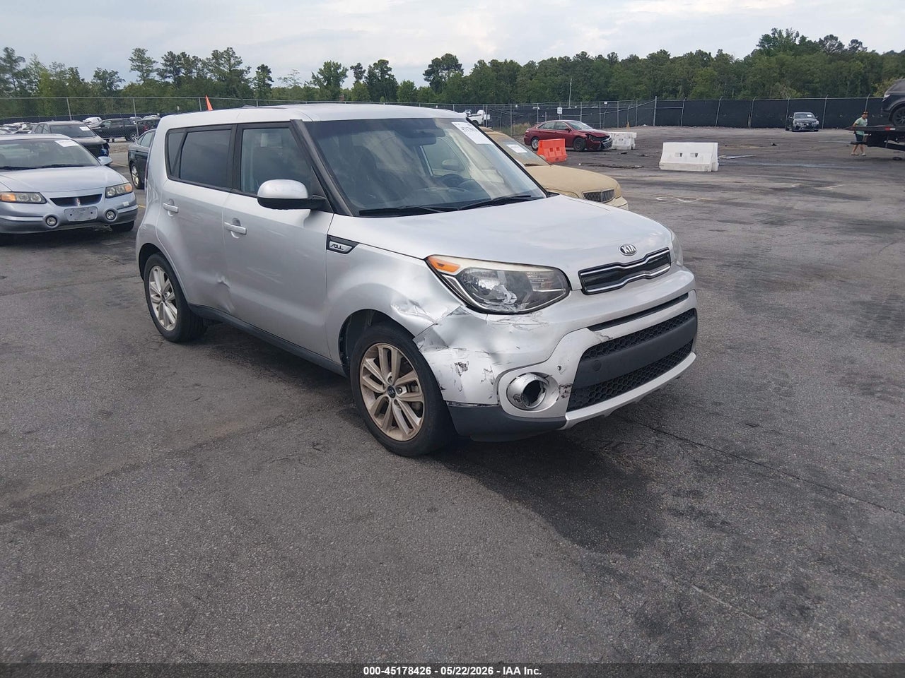 KNDJP3A54J7****** · 2018 KIA SOUL +