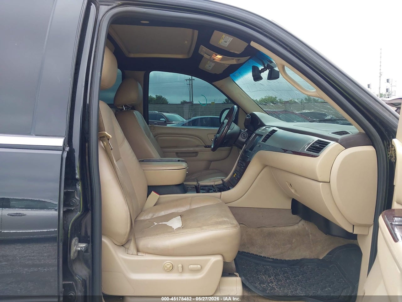 1GYS4BEF4CR****** · 2012 CADILLAC ESCALADE LUXURY · 5/11