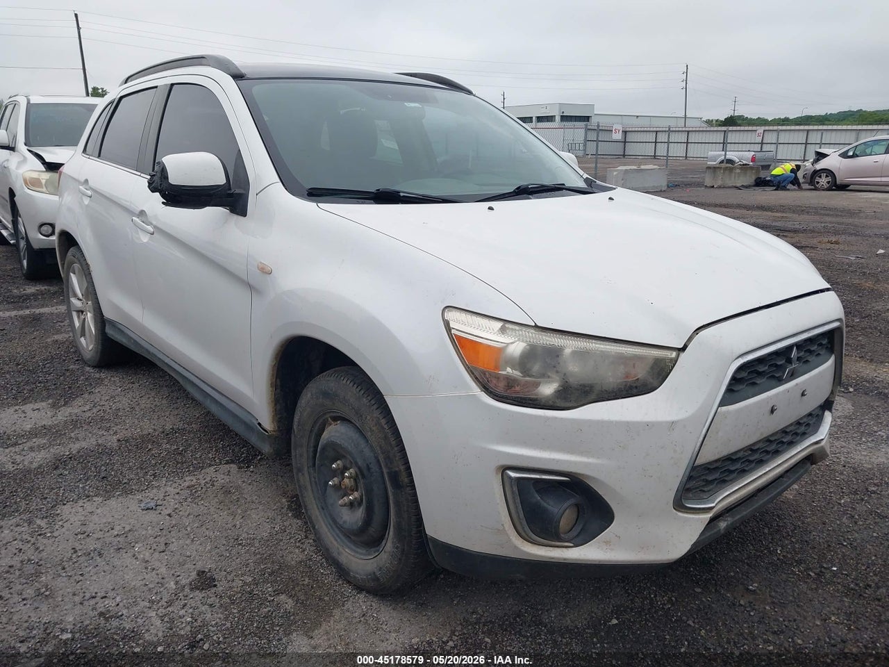 4A4AP4AU2DE****** · 2013 MITSUBISHI OUTLANDER SPORT SE