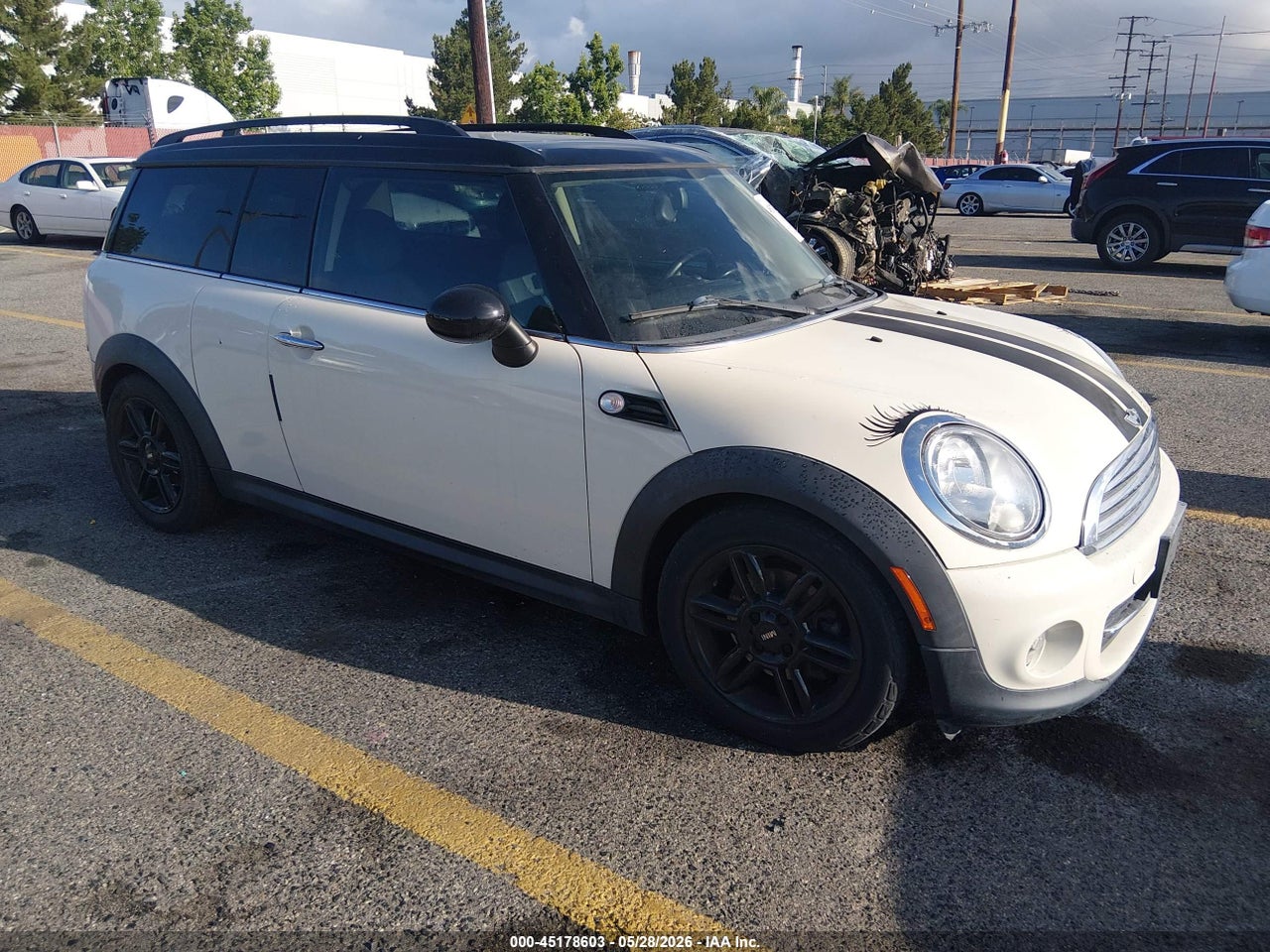 WMWZF3C5XCT****** · 2012 MINI COOPER CLUBMAN