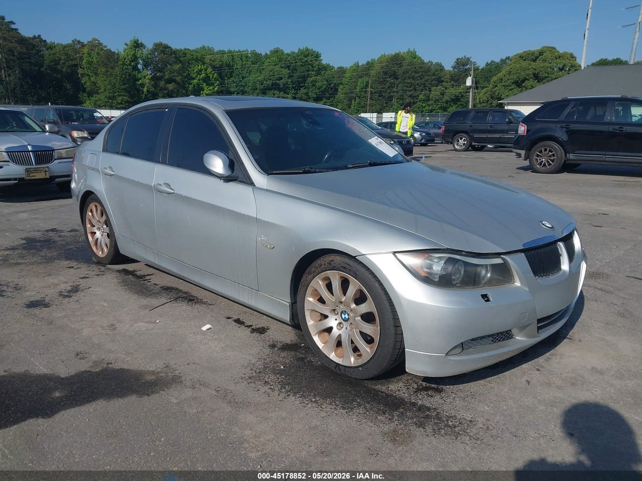 WBAVA33517P****** · 2007 BMW 328I