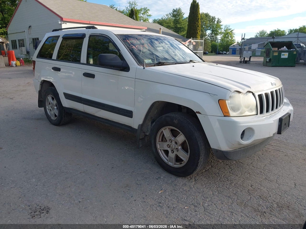 1J4GR48K46C****** · 2006 JEEP GRAND CHEROKEE LAREDO