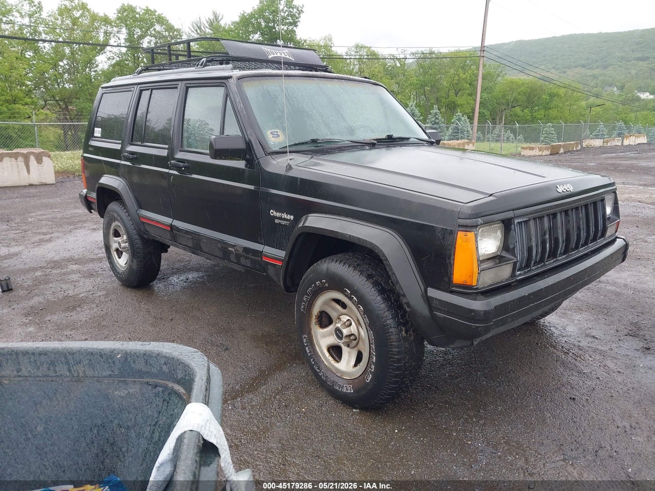 1J4FJ68S8TL****** · 1996 JEEP CHEROKEE SPORT/CLASSIC