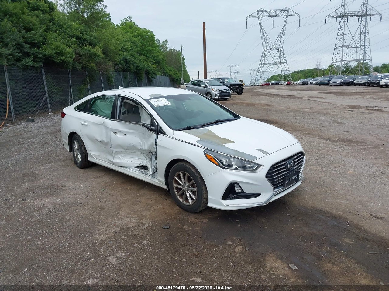 5NPE24AF4KH****** · 2019 HYUNDAI SONATA SE