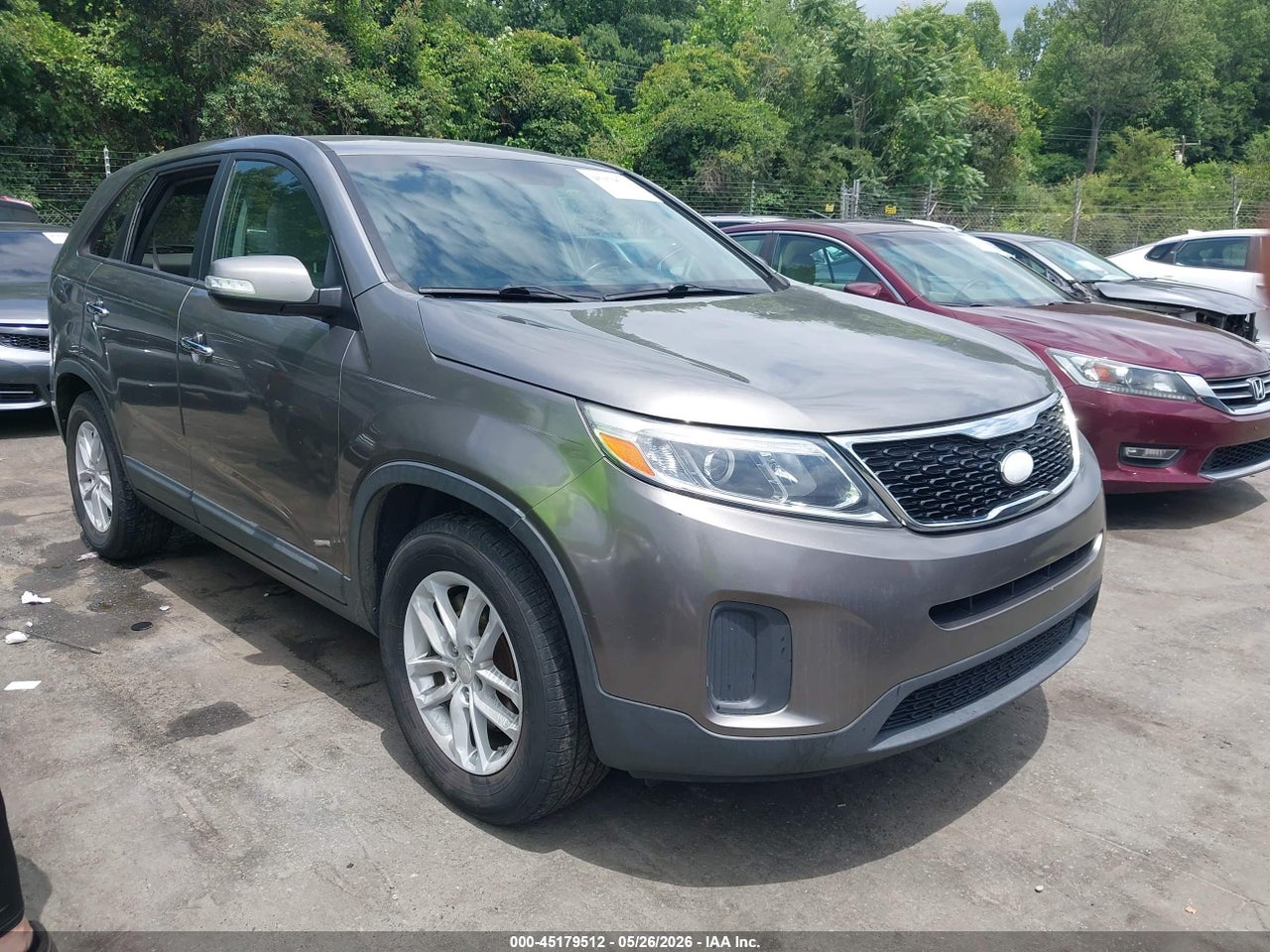 5XYKT3A68FG****** · 2015 KIA SORENTO LX