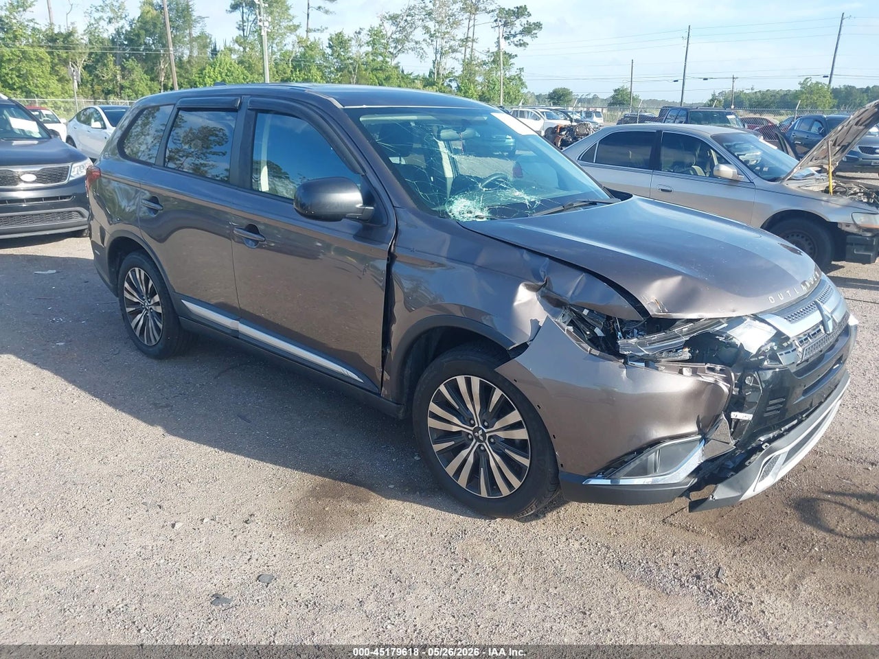 JA4AD2A34LZ****** · 2020 MITSUBISHI OUTLANDER ES 2.4