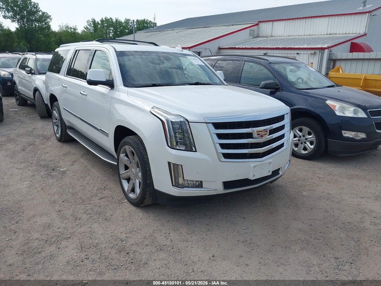 1GYS4HKJ4GR****** · 2016 CADILLAC ESCALADE ESV LUXURY COLLECTION