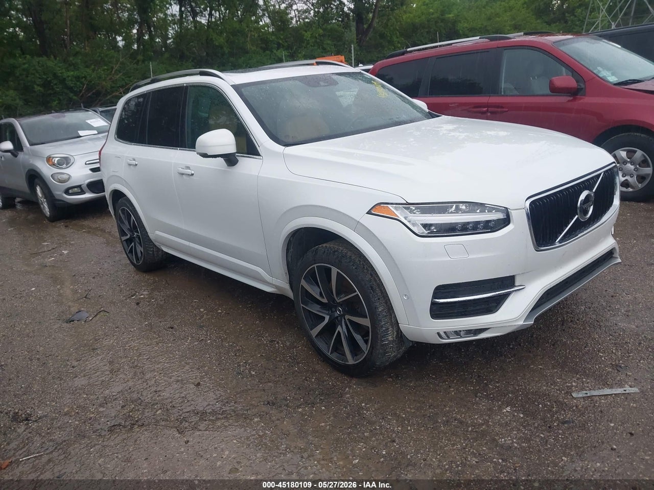 YV4A22PK5J1****** · 2018 VOLVO XC90 T6 MOMENTUM