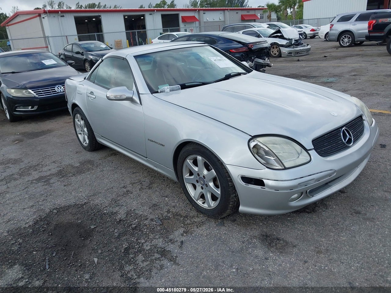 WDBKK49F71F****** · 2001 MERCEDES-BENZ SLK 230 KOMPRESSOR