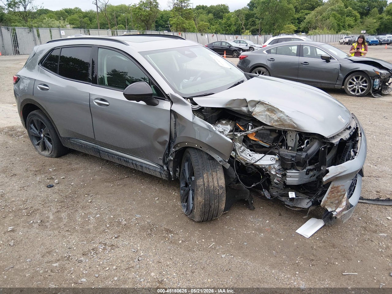 LRBFZPE48RD****** · 2024 BUICK ENVISION SPORT TOURING AWD