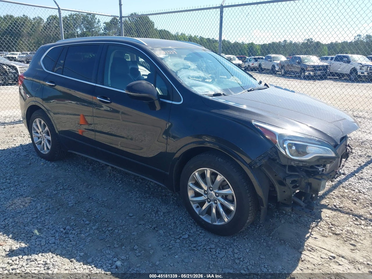 LRBFXCSAXKD****** · 2019 BUICK ENVISION FWD ESSENCE