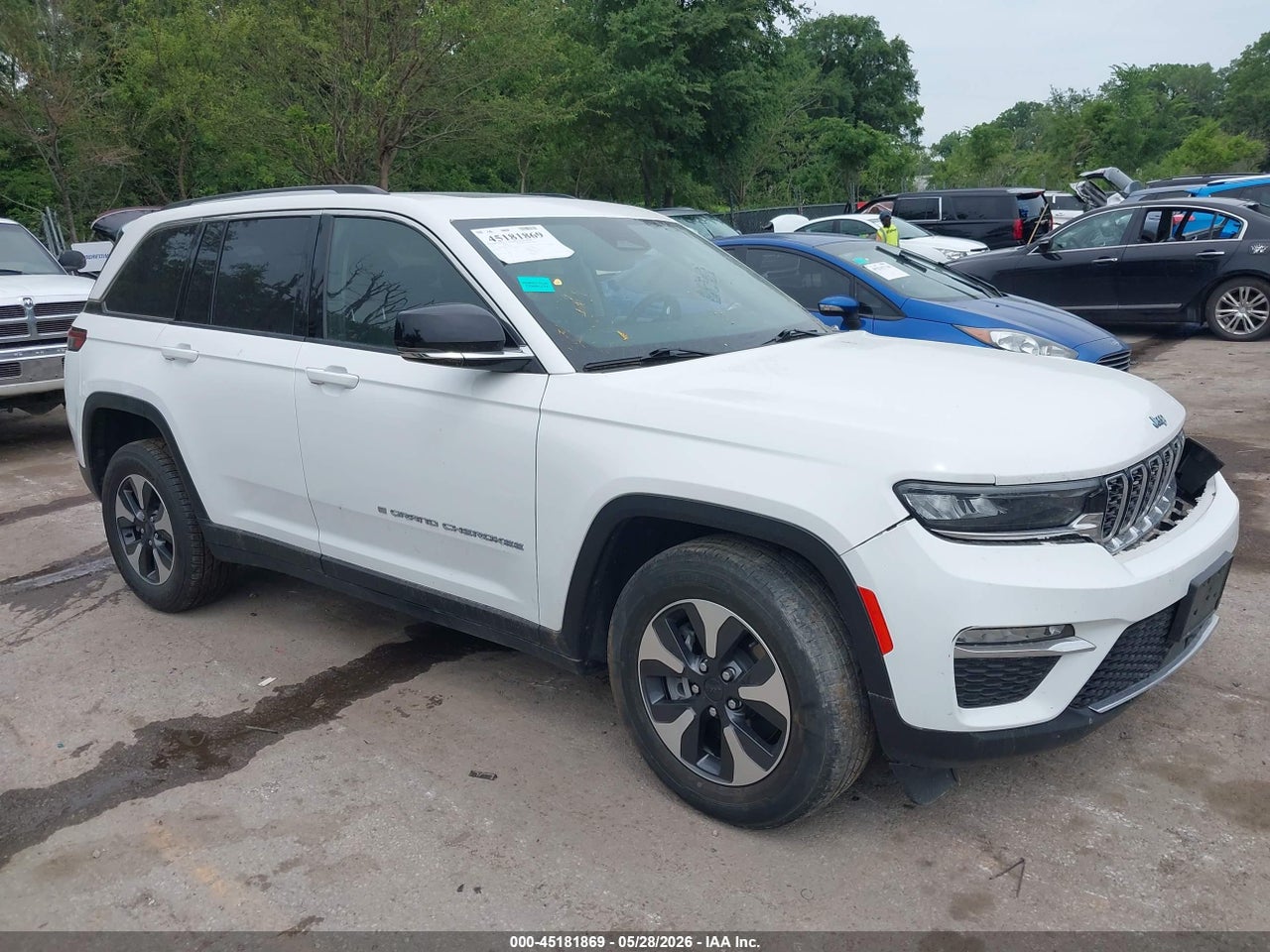 1C4RJYB63PC****** · 2023 JEEP GRAND CHEROKEE 4XE