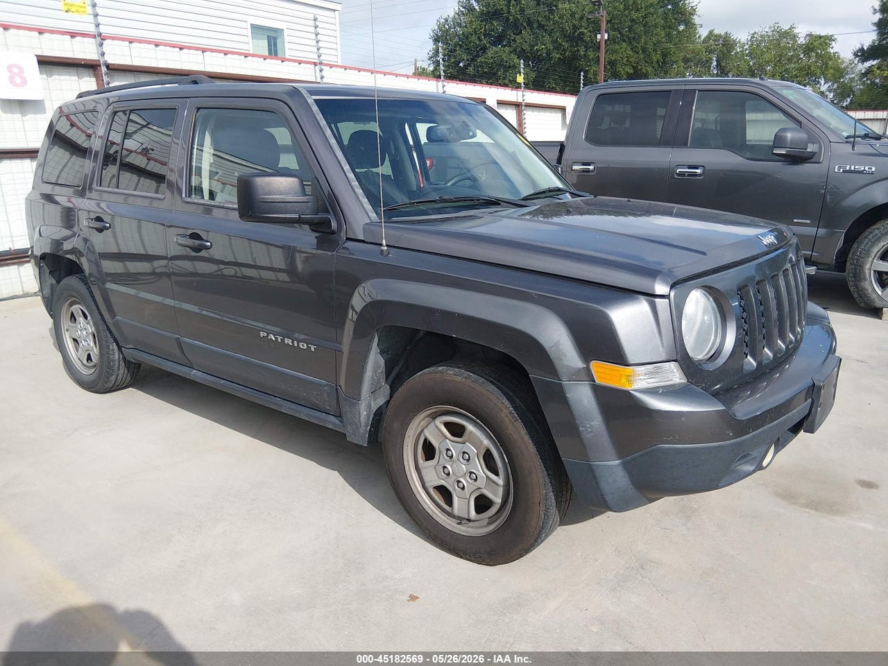1C4NJPBBXFD****** · 2015 JEEP PATRIOT SPORT