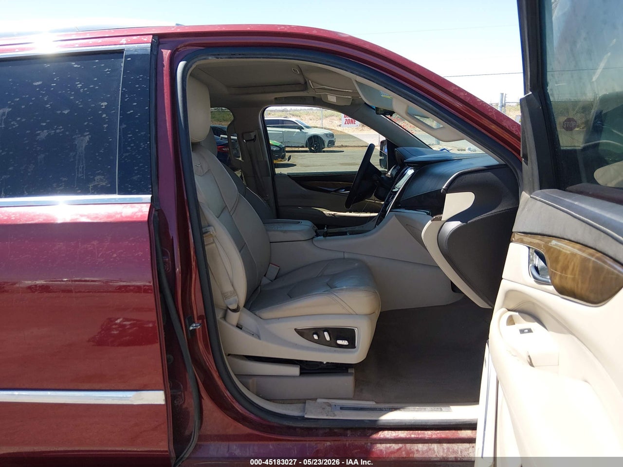 2018 CADILLAC ESCALADE LUXURY · 5/11