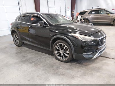 2017 INFINITI QX30 PREMIUM