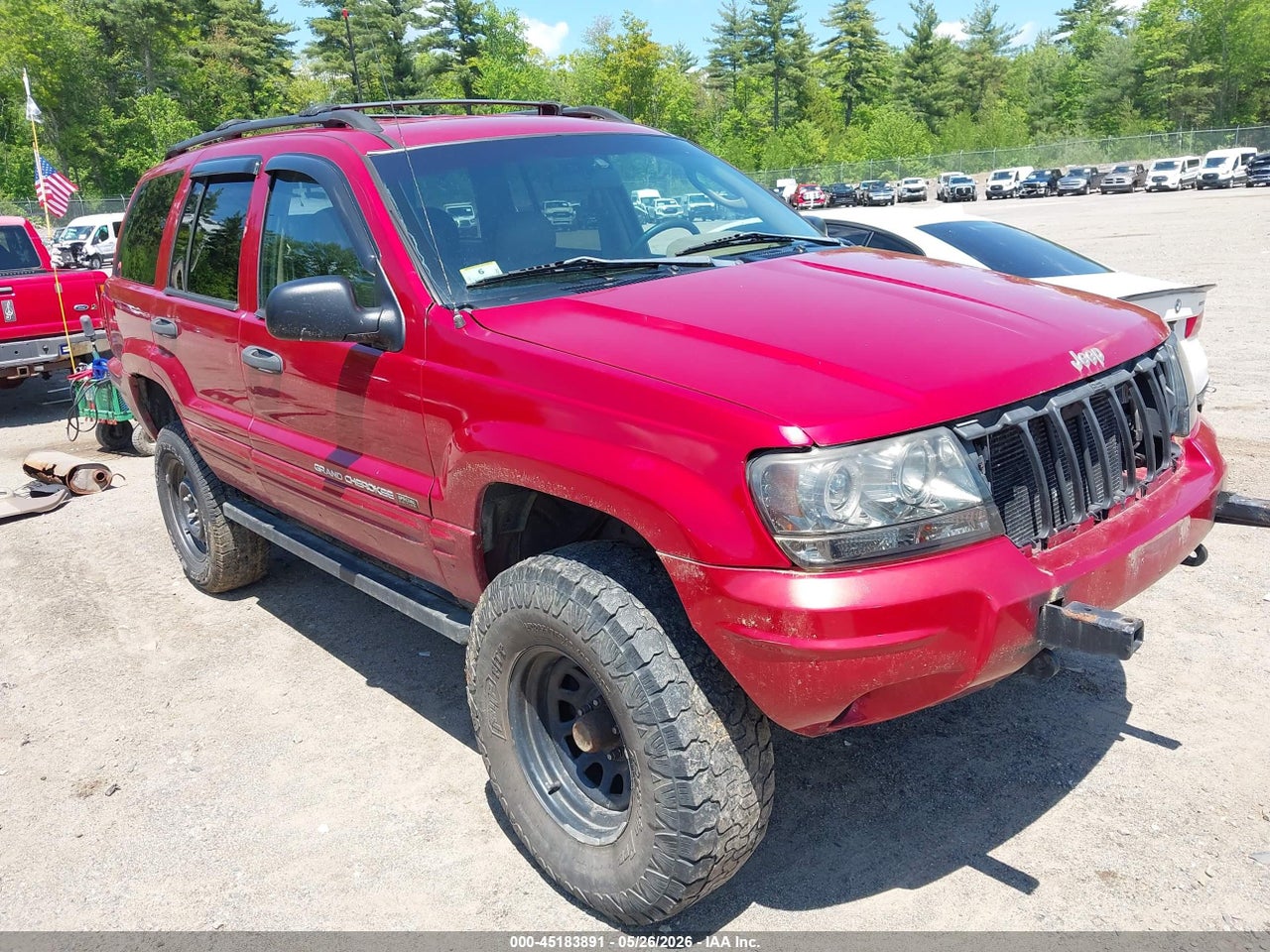 1J4GW48N84C****** · 2004 JEEP GRAND CHEROKEE LAREDO