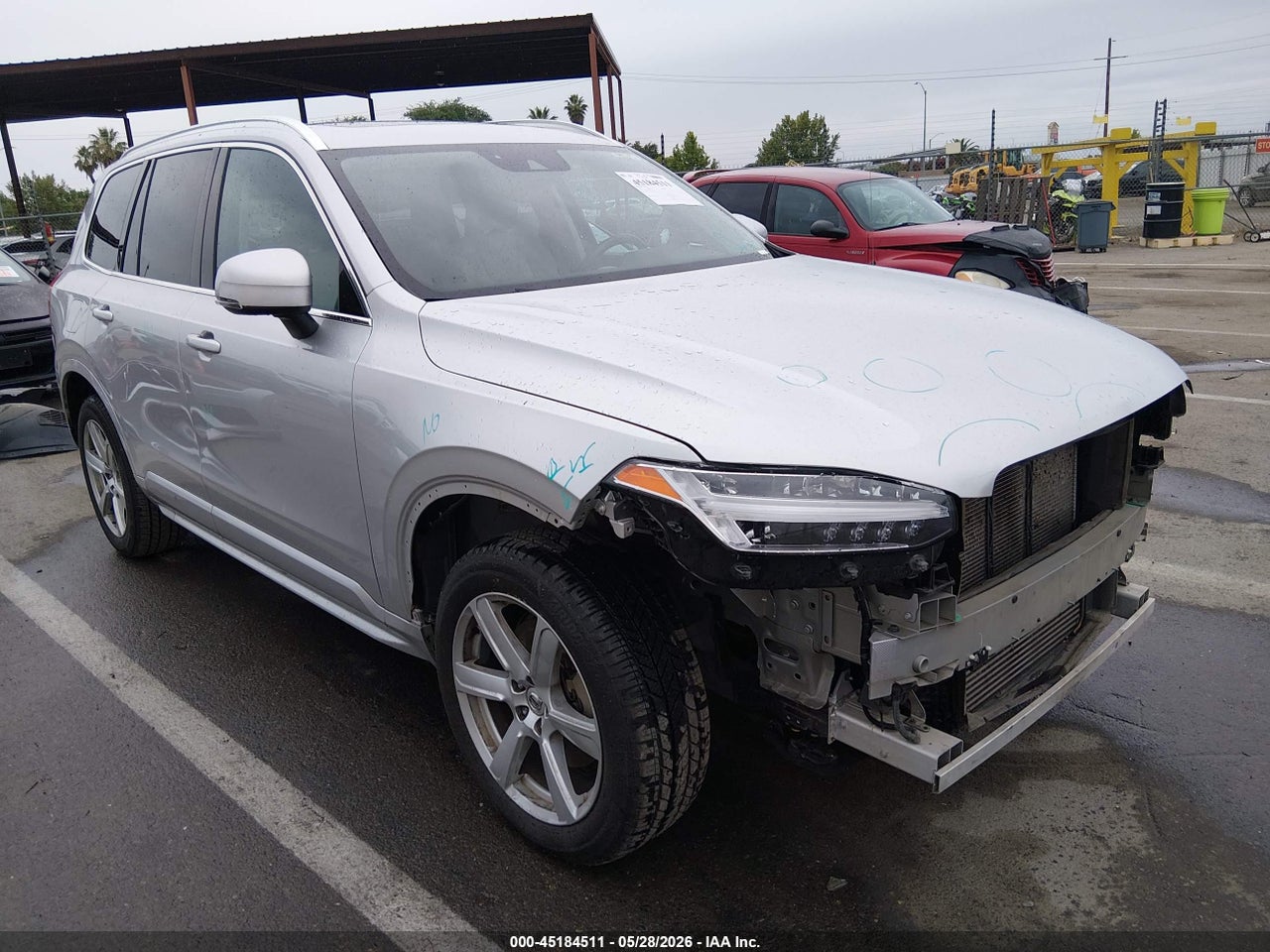 YV4102PK5N1****** · 2022 VOLVO XC90 T5 MOMENTUM 7 PASSENGER
