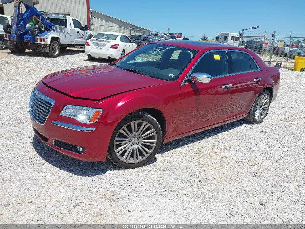 2011 CHRYSLER 300 LIMITED · 2/11
