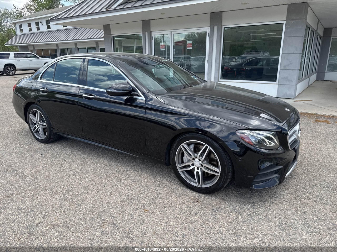 WDDZF4KB8JA****** · 2018 MERCEDES-BENZ E 300 4MATIC