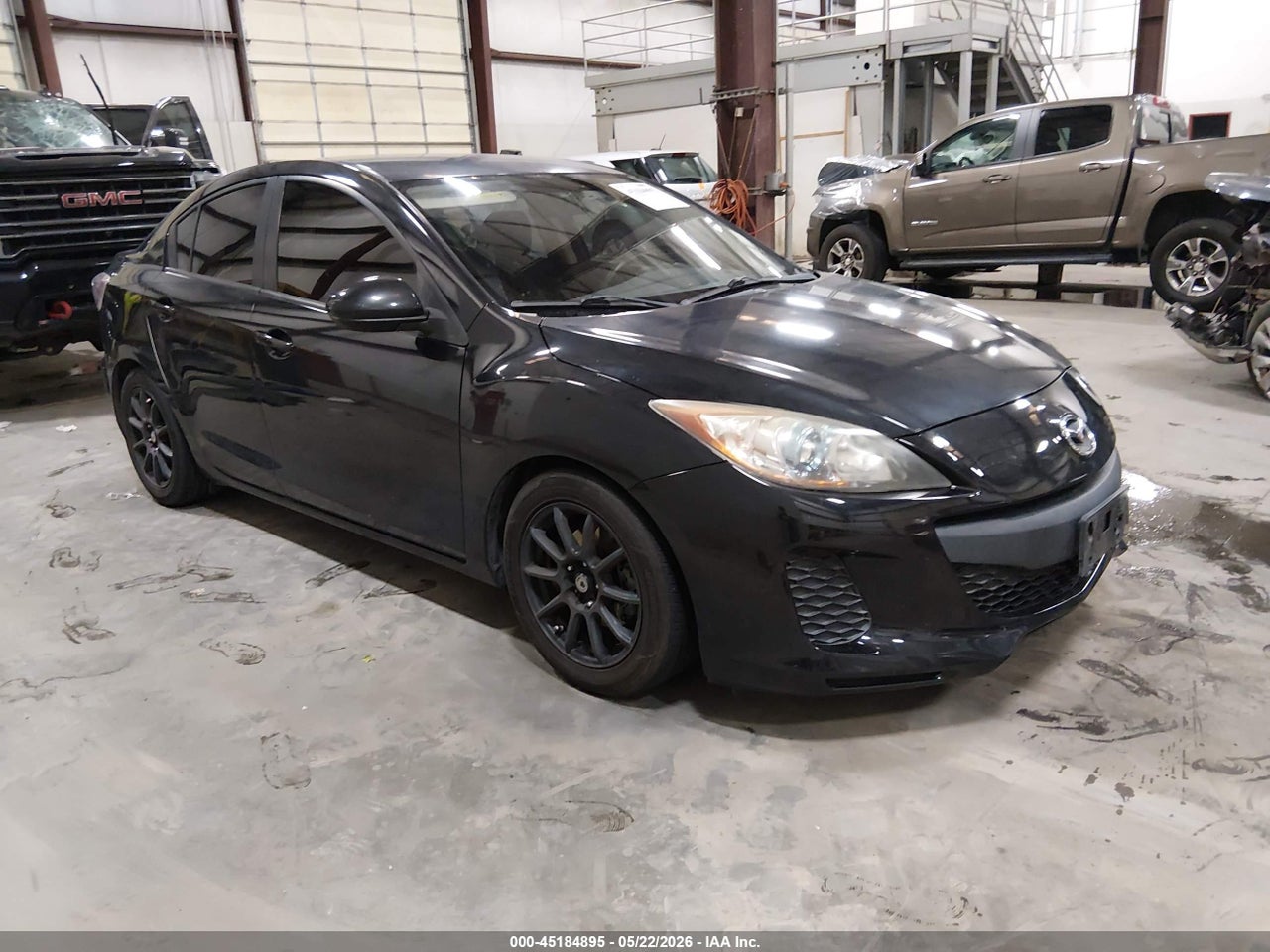 JM1BL1U76D1****** · 2013 MAZDA MAZDA3 I SPORT