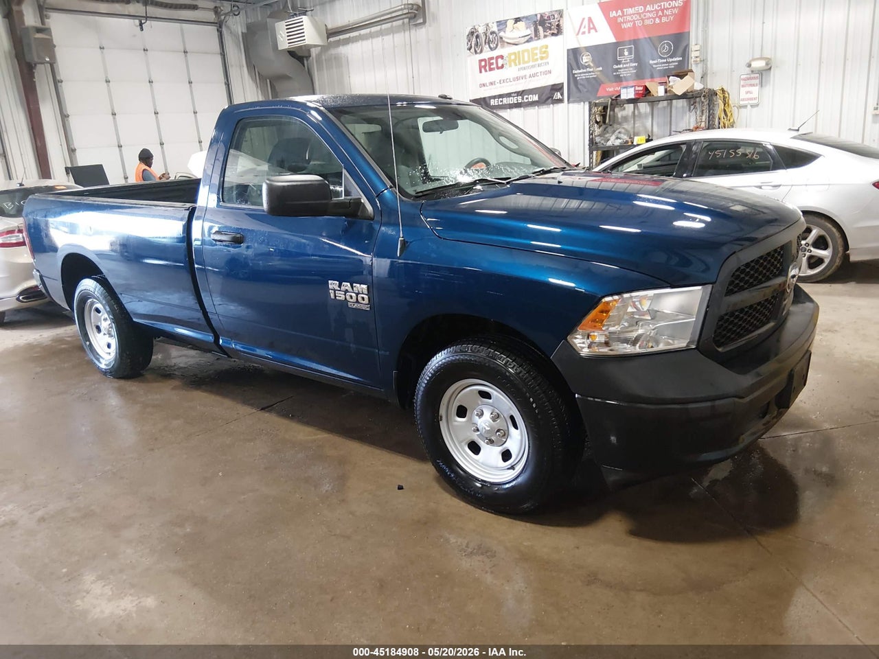 3C6JR6DGXKG****** · 2019 RAM 1500 CLASSIC TRADESMAN  4X2 8' BOX