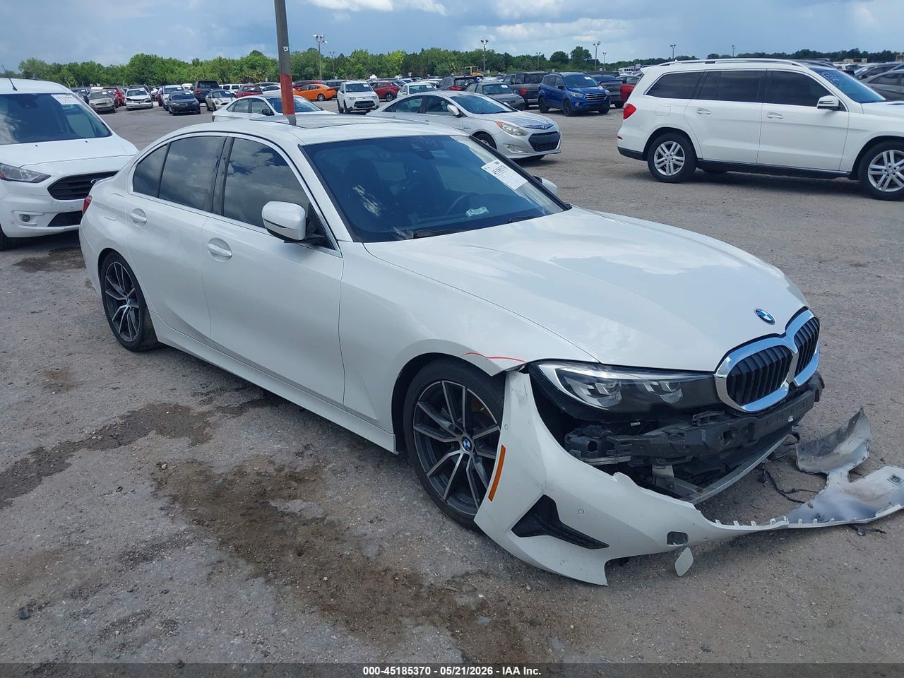 WBA5R1C53KA****** · 2019 BMW 330I