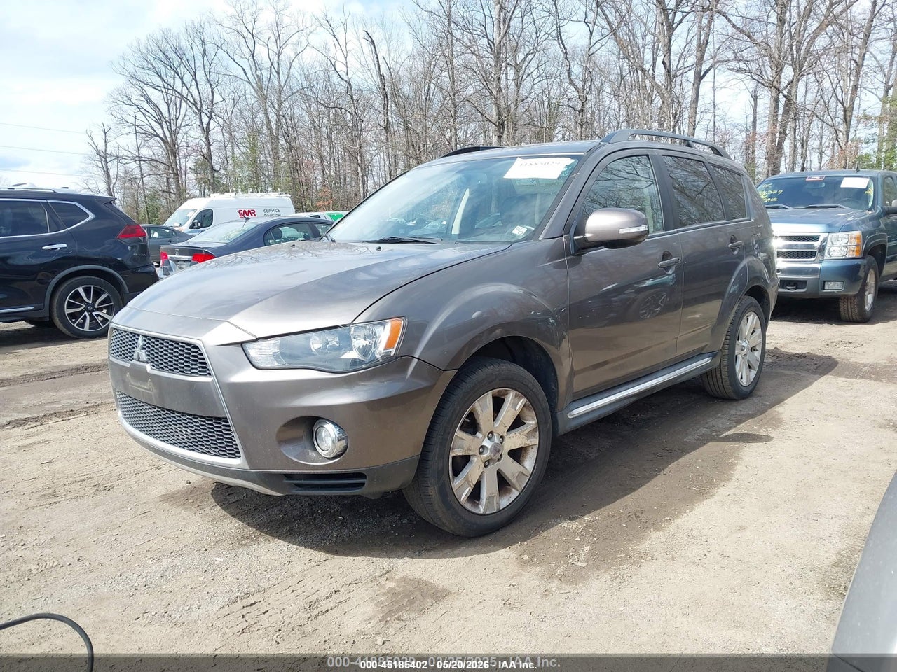 2013 MITSUBISHI OUTLANDER SE · 2/11