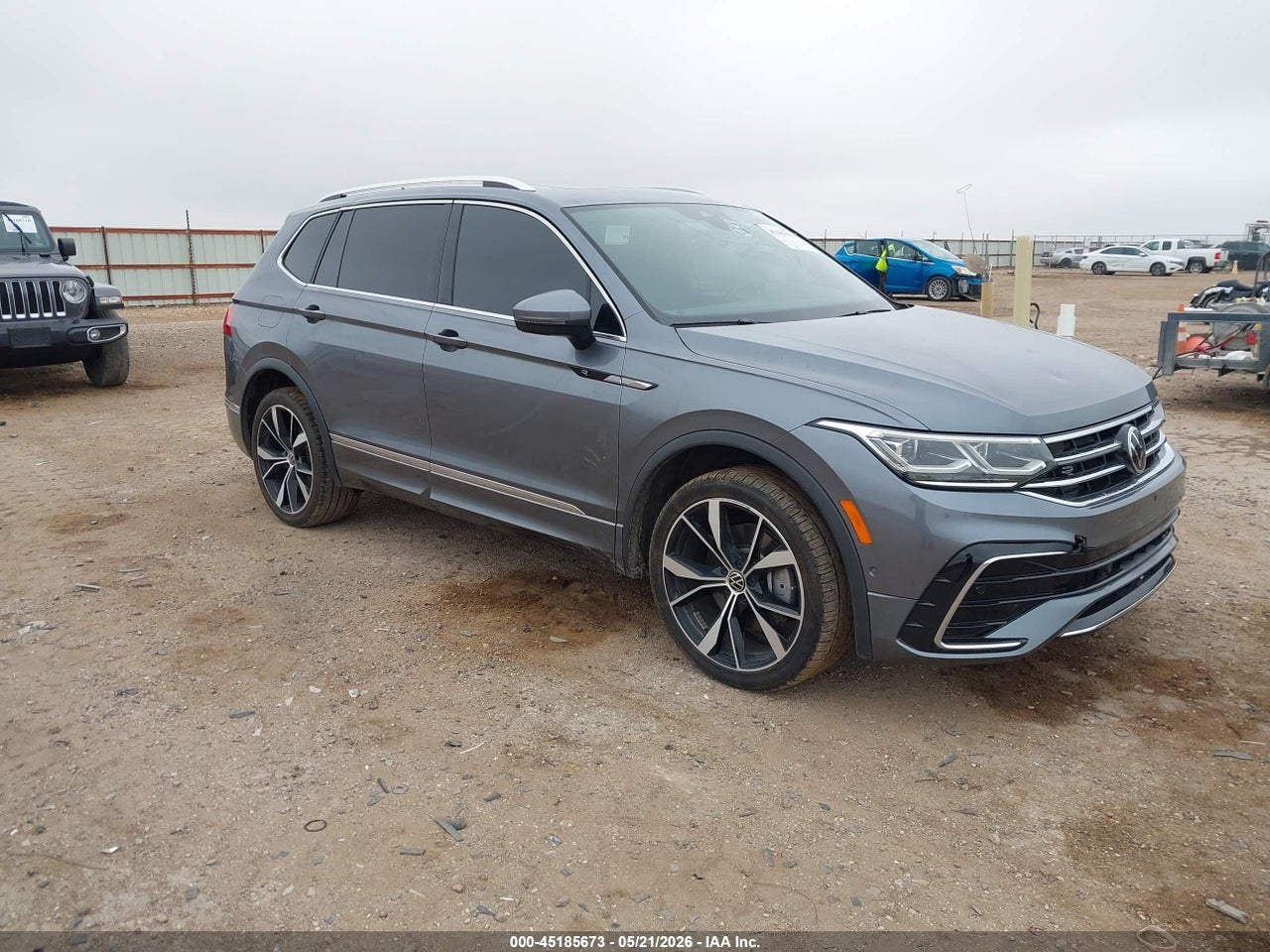 3VV4B7AX4NM****** · 2022 VOLKSWAGEN TIGUAN 2.0T SEL R-LINE