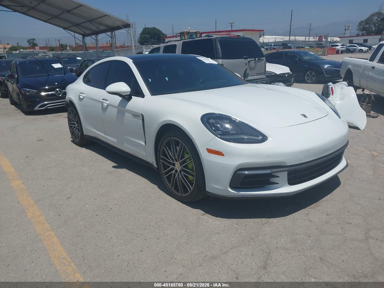 WP0AE2A78JL****** · 2018 PORSCHE PANAMERA E-HYBRID 4