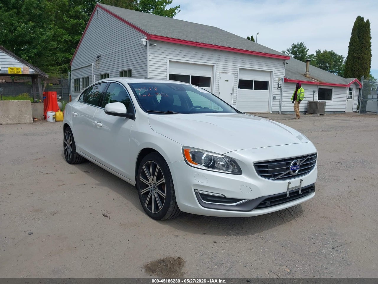 LYV612TM6GB****** · 2016 VOLVO S60 INSCRIPTION T5 PLATINUM