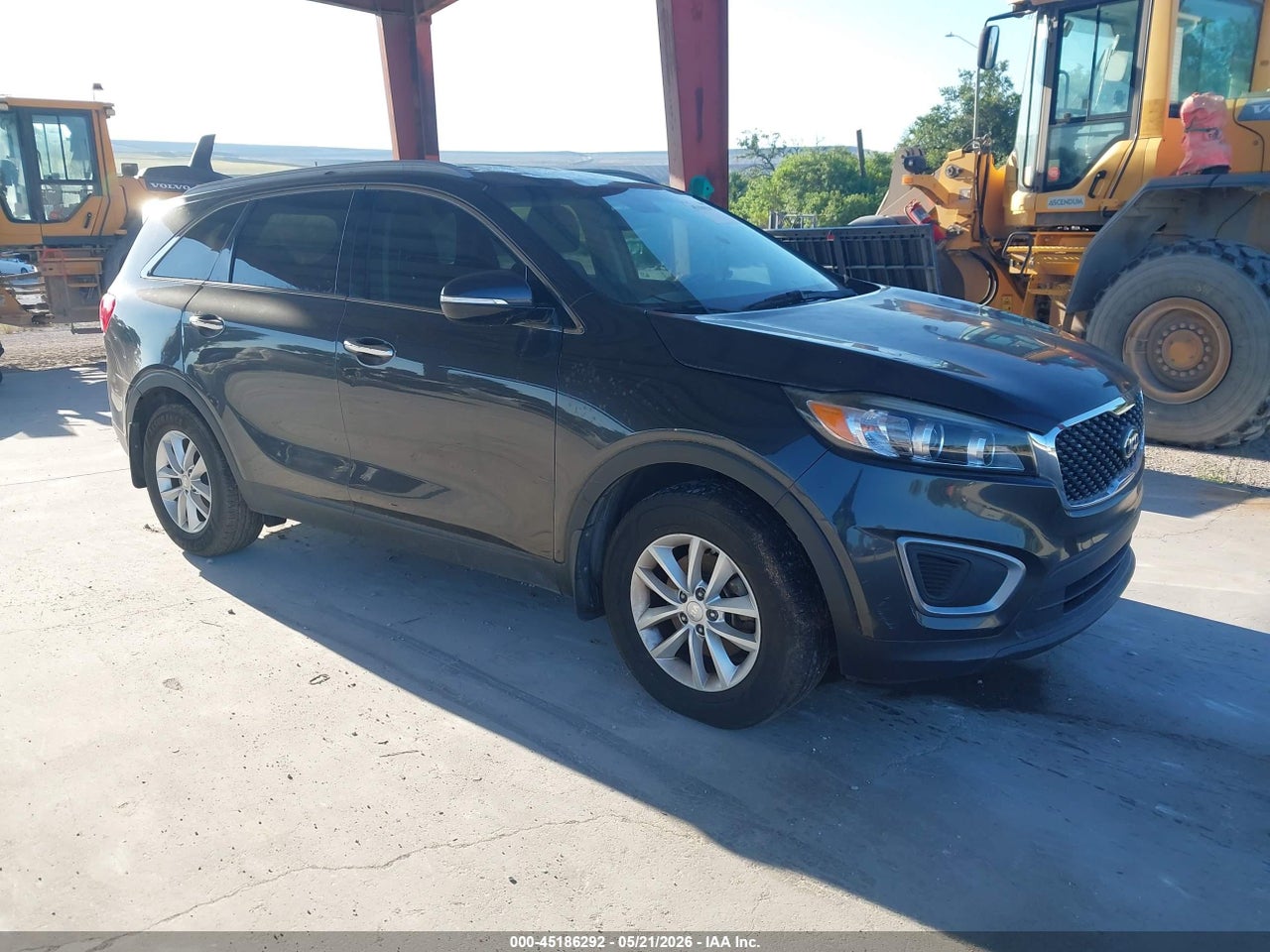 5XYPG4A36HG****** · 2017 KIA SORENTO 2.4L LX