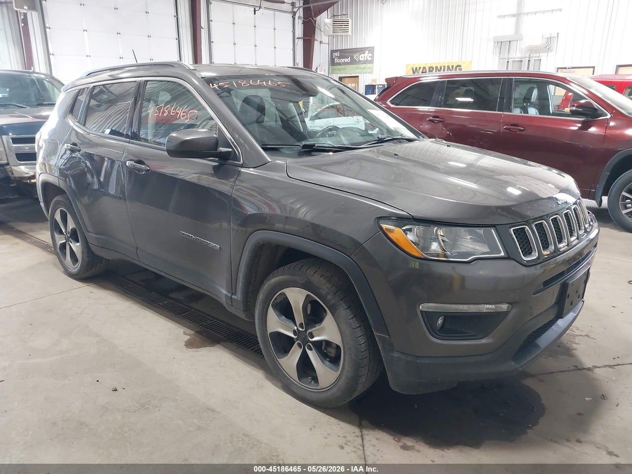3C4NJDBB7HT****** · 2017 JEEP NEW COMPASS LATITUDE 4X4