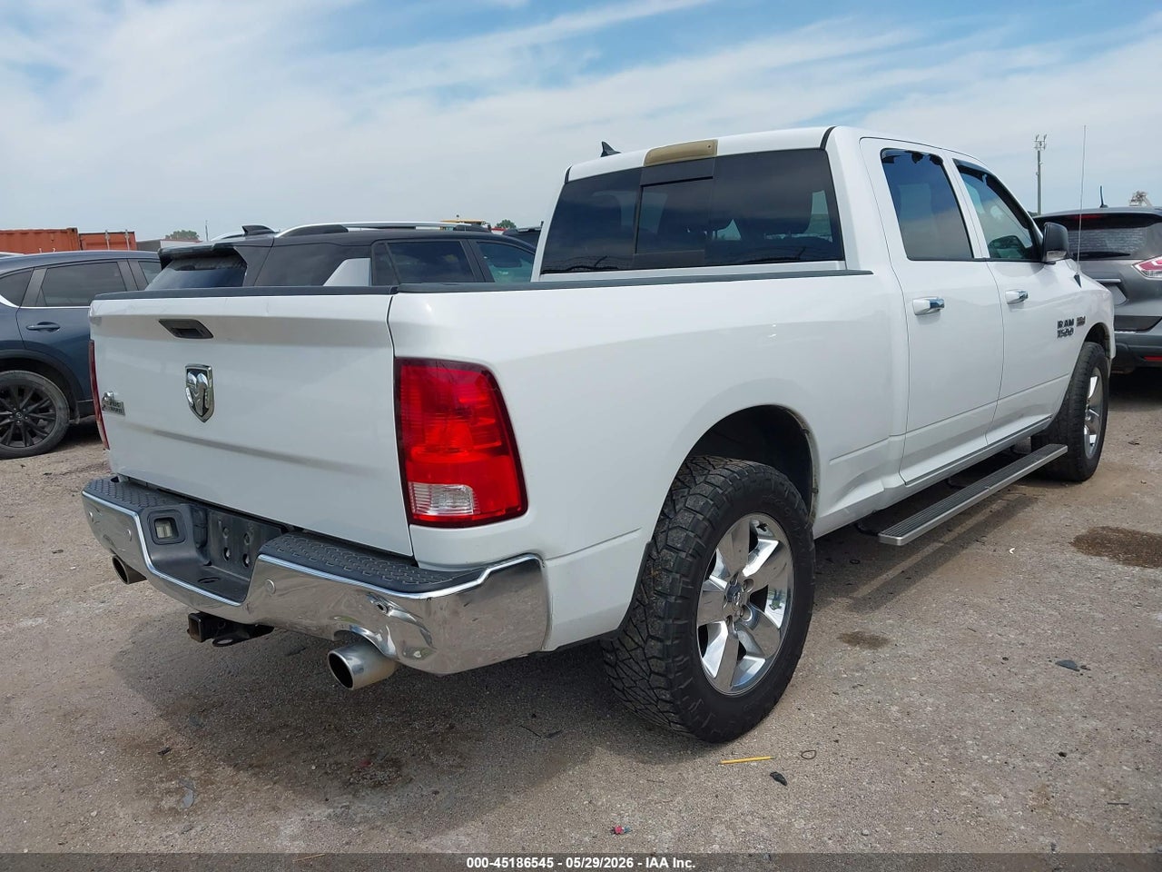 2017 RAM 1500 BIG HORN  4X2 6'4 BOX · 4/11