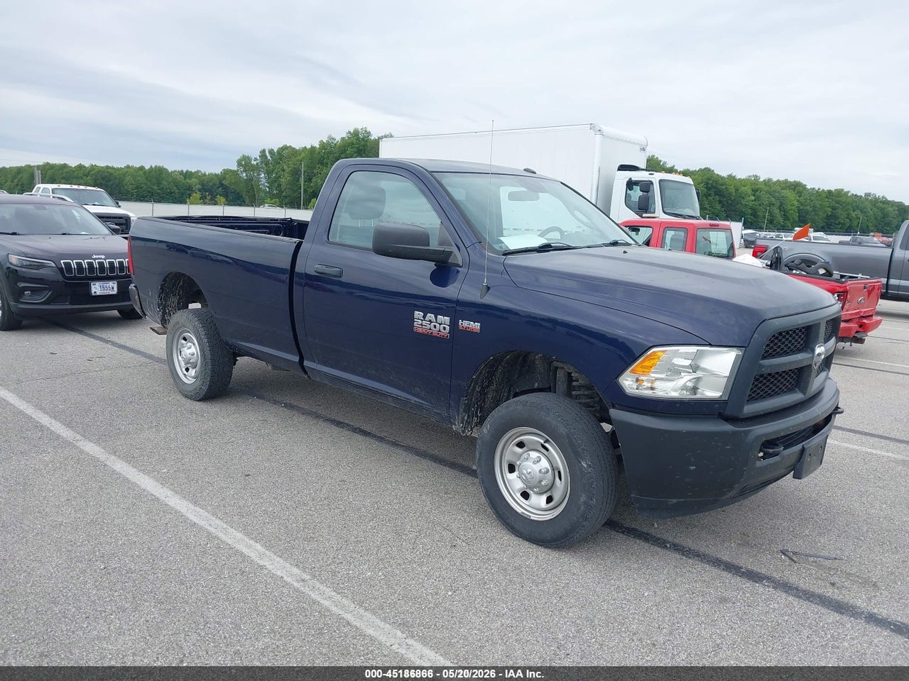 3C6LR5AT2JG****** · 2018 RAM 2500 TRADESMAN  4X4 8' BOX